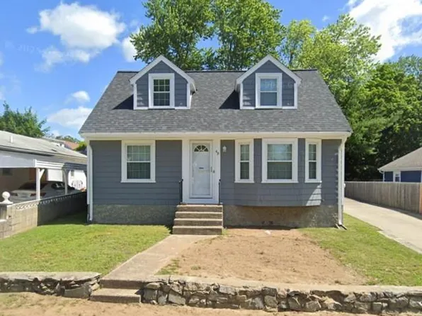 49 Francis Ave, Pawtucket, RI 02860