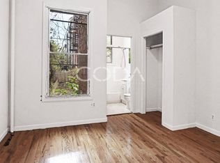 266 Nassau Ave #1A, Brooklyn, NY 11222