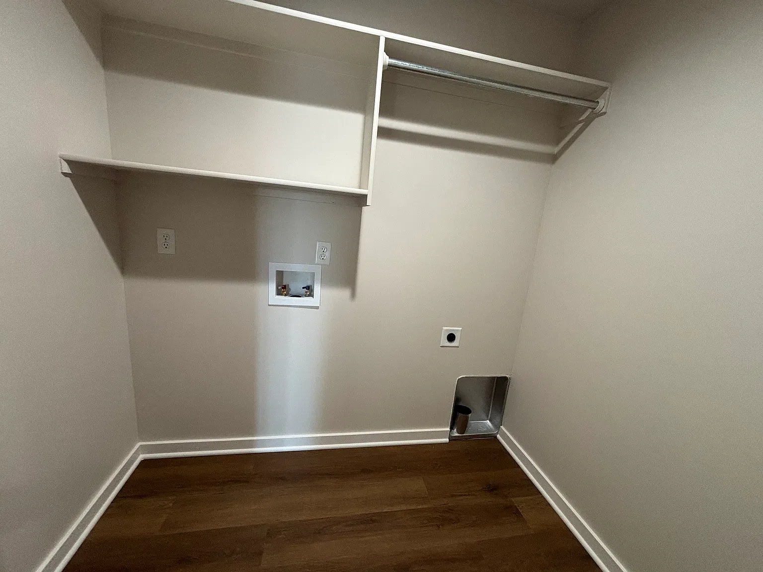 3 bed, 2.5 bath, 1500 sqft, $1,595 — Photo 4