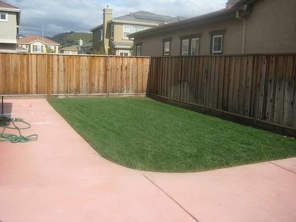 4th image of 18290 Serra Pl