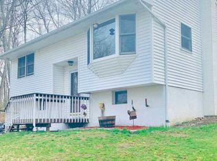 628 Willow Brook Rd, Clinton Corners, NY 12514