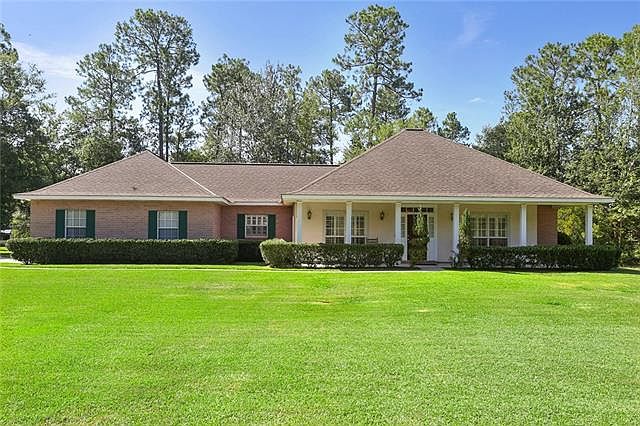 1st image of 30486 Woodland Dr