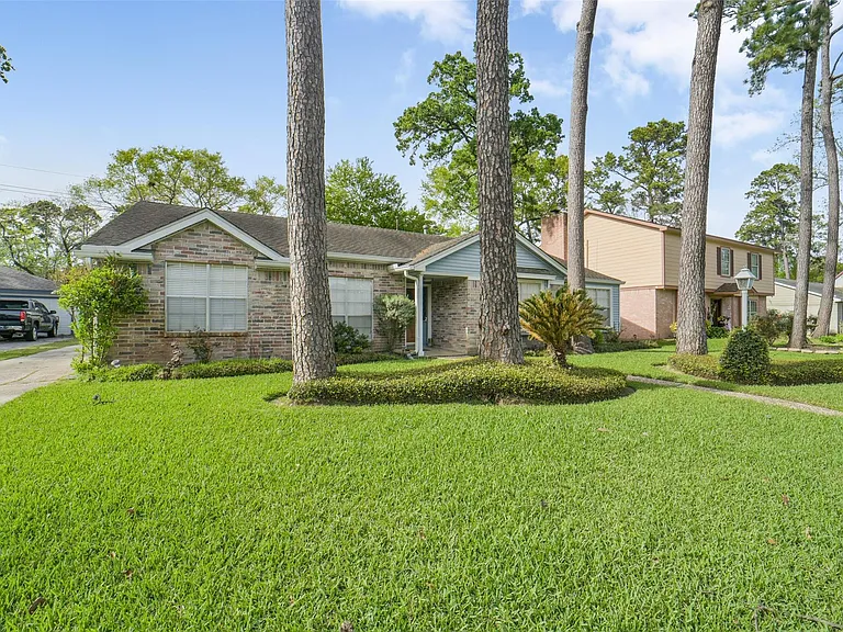 7818 Kleingreen Ln — Photo 49