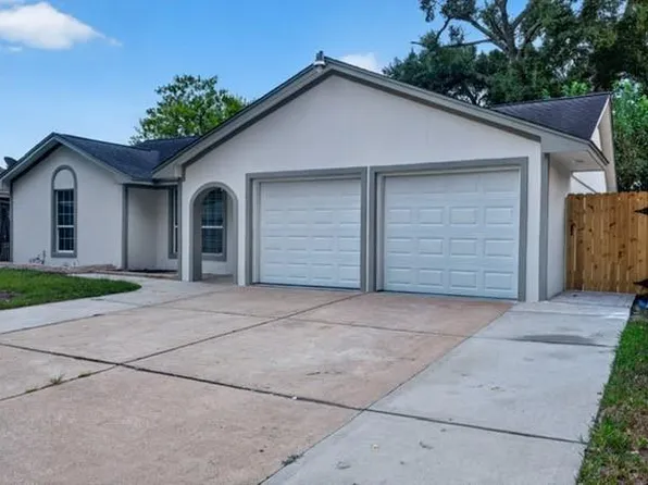 5210 Sandydale Ln, Houston, TX 77039