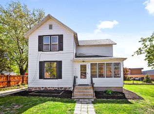 213 Spring St, Cambridge, WI 53523