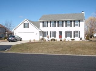 70 Overland Trl, Oshkosh, WI 54904