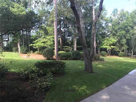 2nd image of 881 Braemar Ln
