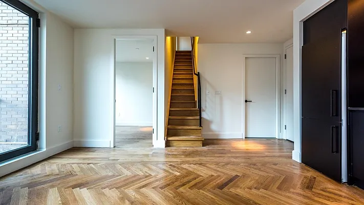 Rented by Nooklyn NYC LLC | media 54