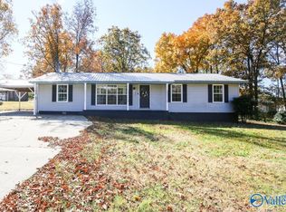 221 Poplar Dr, Rainsville, AL 35986