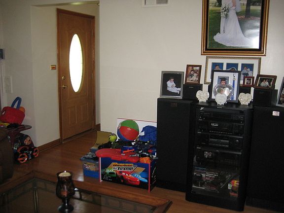 3rd image of 2933 Dora St