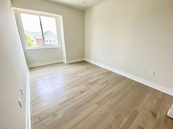 3rd image of 1516 N 8th St #5