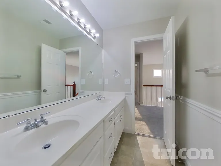 2340 SW Hawk View Rd — Photo 14
