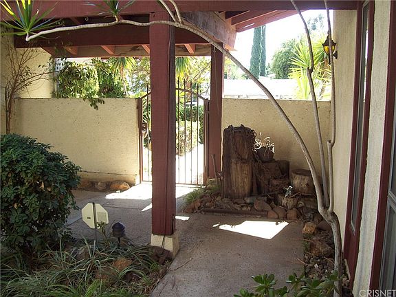 5th image of 13776 De Garmo Ave