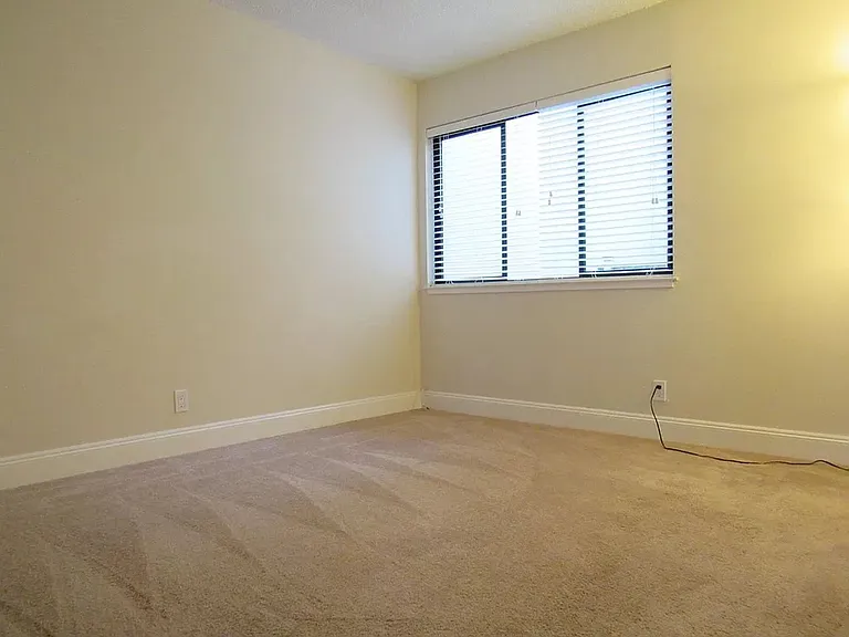 3500 Market St #206 — Photo 7