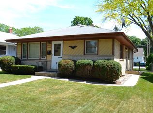 1346 S 116th St, West Allis, WI 53214