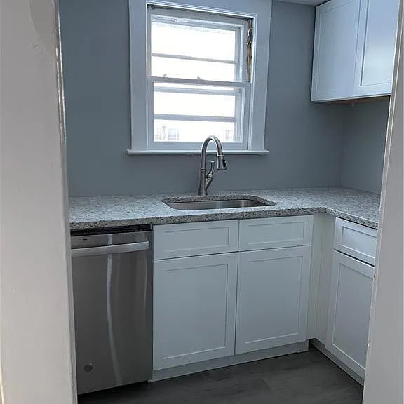 5 Hillside Ct — Photo 2