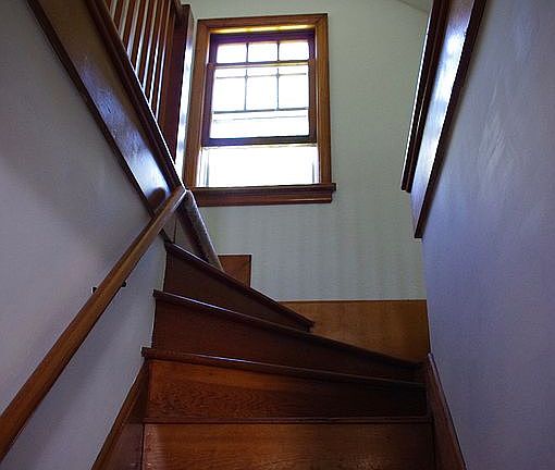 2nd image of 1510 W 4th Ave