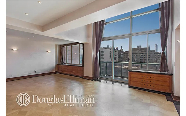 Sold by Douglas Elliman | media 19