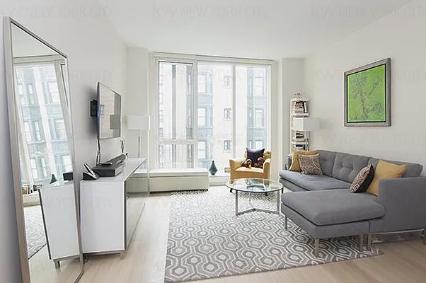 Rented by Keller Williams NYC | media 25