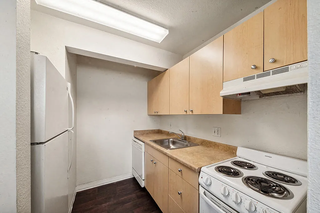 The Pines Apartments — Photo 1
