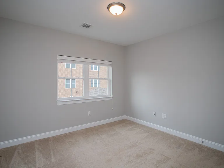 31 Gables East Way #202 — Photo 10