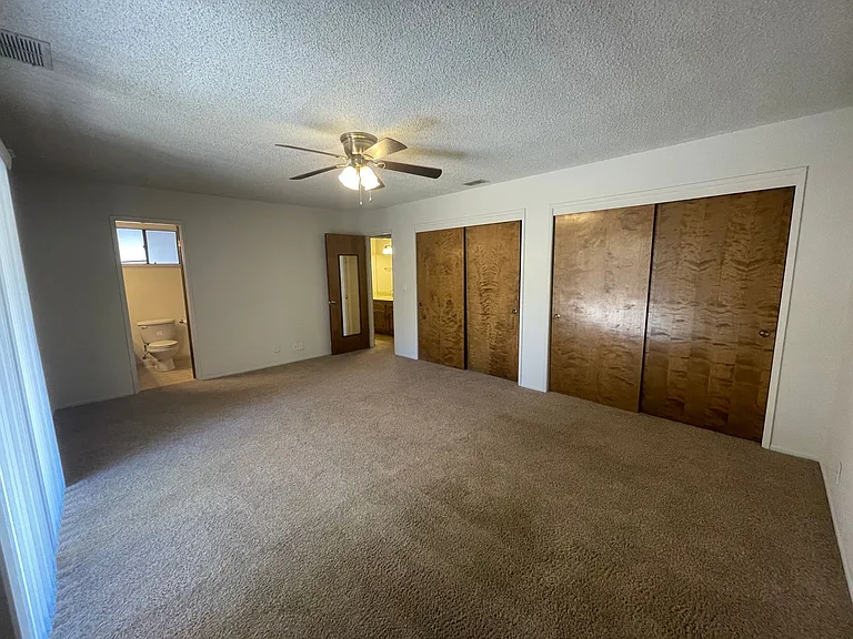 4929 Sparrow Hawk Ln — Photo 11