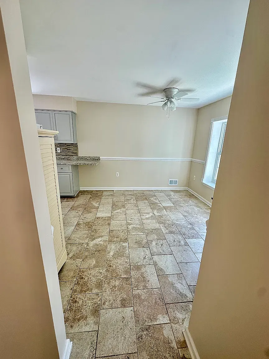 3 bed, 2.5 bath, 1700 sqft, $3,250 — Photo 1
