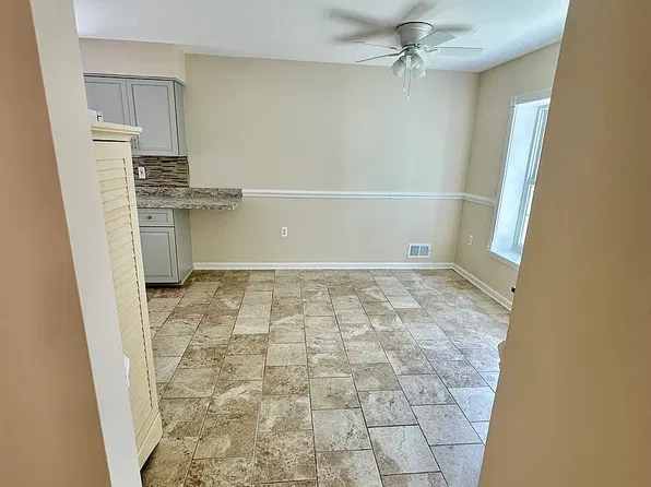 103 Brewster Cir, Old Bridge, NJ