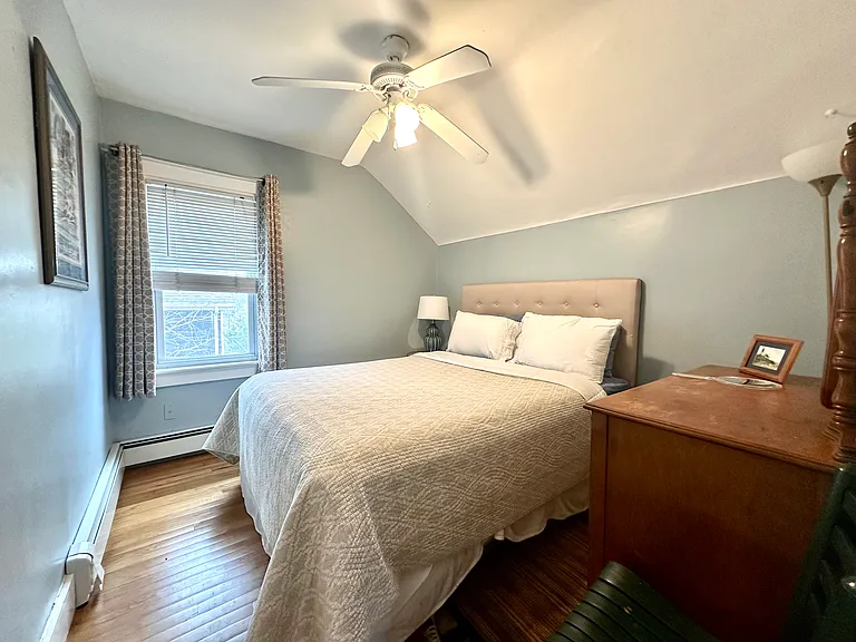 64 Roseneath Ave — Photo 18