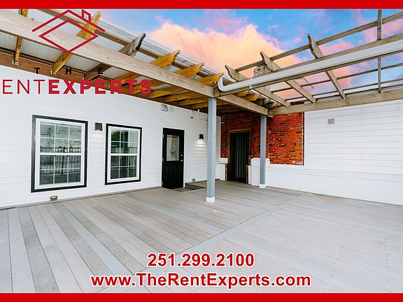 4th image of 360 Dauphin St #3C