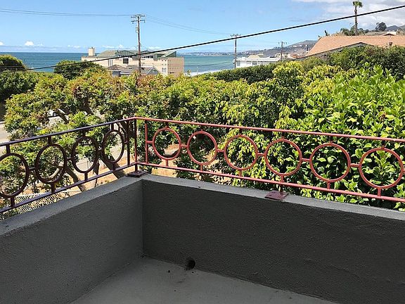 4th image of 21371 Pacific Coast Hwy APT 5