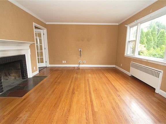 4th image of 7 Woodside Ave