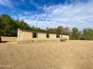 2553 Singleton Rd, Carthage, MS 39051
