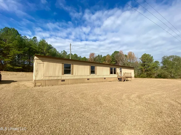 2553 Singleton Rd, Carthage, MS 39051