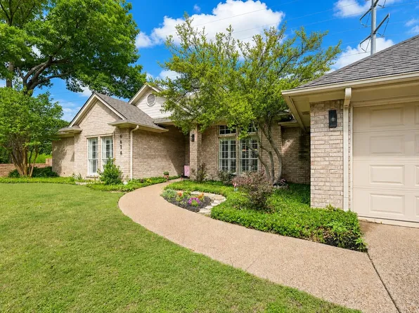 6628 Westmoor Ln, Benbrook, TX 76132