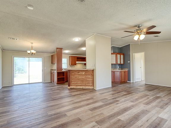 4th image of 18531 Doubletree Dr
