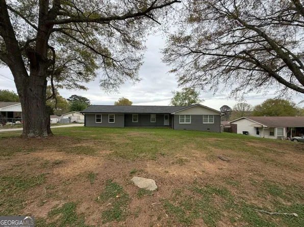618 Hillside Dr, Cedartown, GA 30125