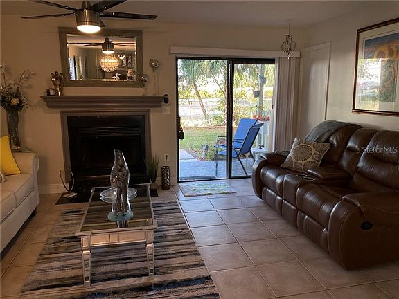2nd image of 5837 La Costa Dr #103