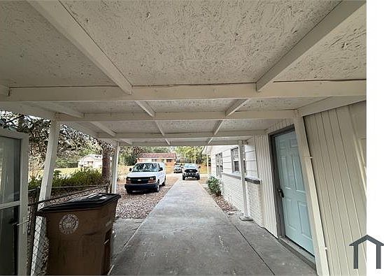 3rd image of 5661 Renn St