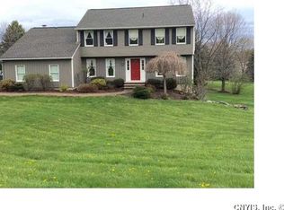7629 Sturbridge Dr, Manlius, NY 13104