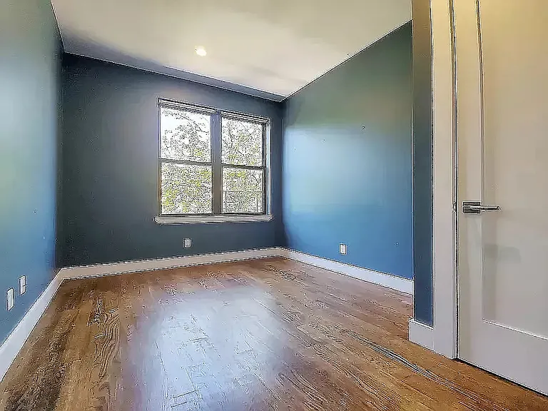 287 Harman St #3R — Photo 44