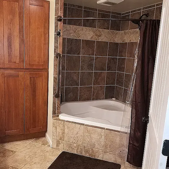 166 Mount Royal Dr — Photo 19