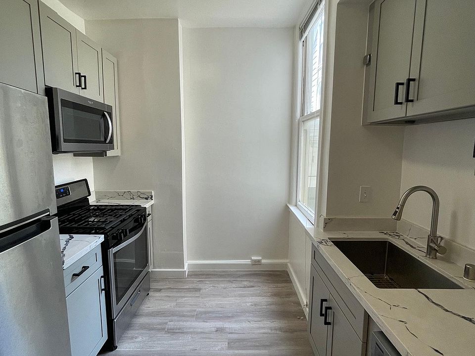1st image of 1247 Fulton St APT 6