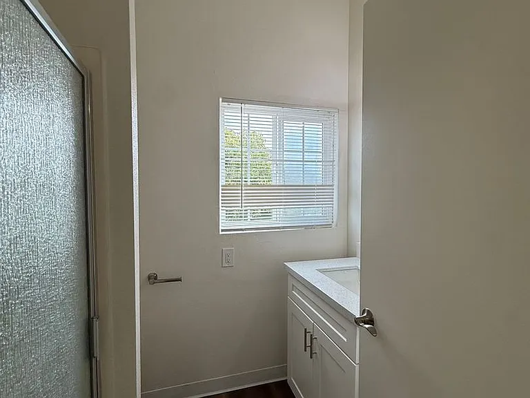 1422 Eagle Ct — Photo 44