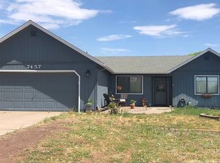 7457 Patriot Dr, Flagstaff, AZ 86004