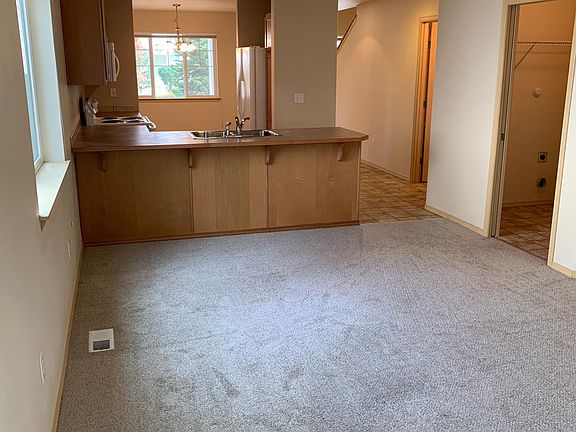5th image of 10124 19th Avenue Ct S