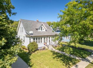 306 W Lake St, Horicon, WI 53032