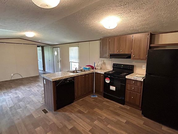 5th image of 4335 Newark Rd