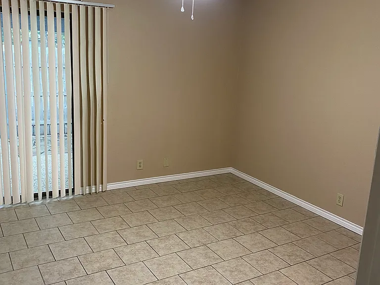 5348 Gawain Dr — Photo 6