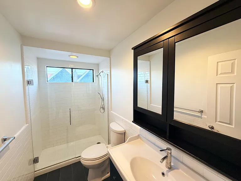 7305 Milwood Ave #5 — Photo 8